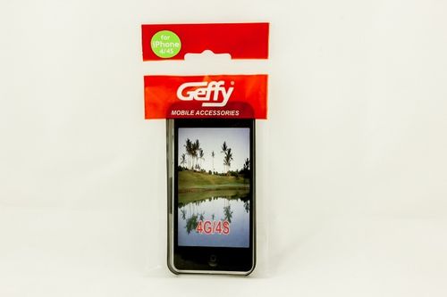 Geffy - Etui iPhone 4s / iPhone 4 ultra-thin mat black na Arena.pl