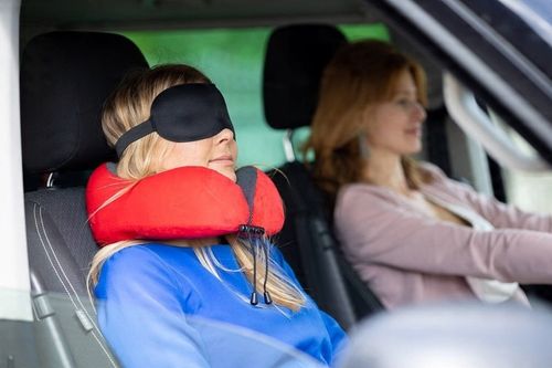 Poduszka podróżna na szyję Dr.Bacty + Gratisy - Czerwona na Arena.pl