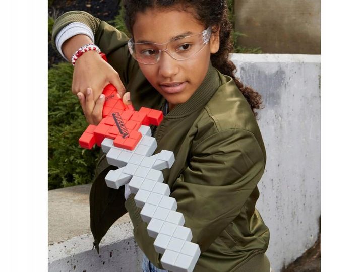 NERF Minecraft MIECZ Hearstealer + 4 strzałki ZA5123 zdjęcie 3