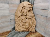 Obraz z drewna płaskorzeźba na prezent Maryja matka z Jezusem 60 cm