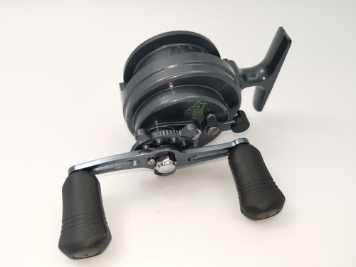 kołowrotek podlodowy  IRON WOLF  PRO 35 na Arena.pl