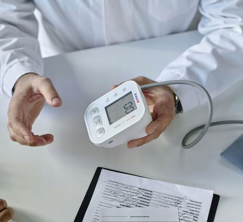 CIŚNIENIOMIERZ NARAMIENNY AUTOMATYCZNY PRO-25 ARYTMIA ETUI Z ZASILACZEM na Arena.pl