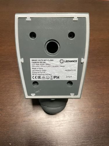 OSRAM LEDVANCE Smart Security LEDLight ze zintegrowaną kamerą, na Arena.pl