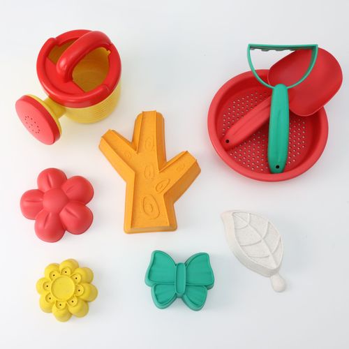 wiaderko do piaskownicy z zabawkami Zamek - 9 elementów na Arena.pl