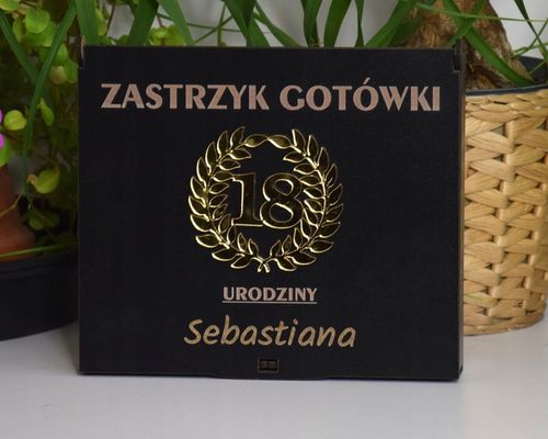 Pudełko Zastrzyk Gotówki Prezent na 18 Urodziny na Arena.pl