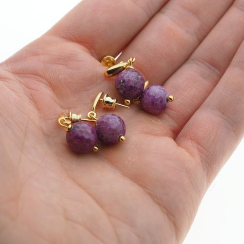 Kolczyki - Rubin kulka w srebrze zloconym na Arena.pl