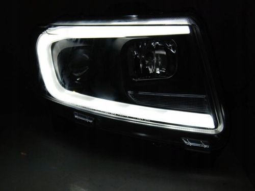 LAMPY REFLEKTORY GRAND CHEROKEE OD 2011 DO 2013 ROKU TUBE LIGHT SEQ na Arena.pl