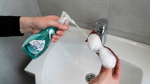 SZAMPON DO OKULARÓW INNOWACYJNY JAPOŃSKI ZAPACH MIĘTA-JAGODA 200 ML SOFT99 na Arena.pl