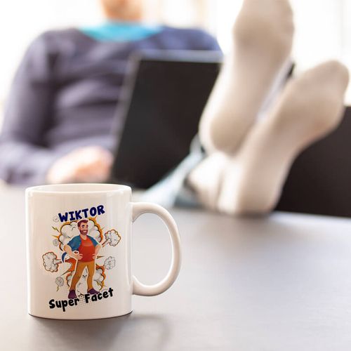 Kubek z imieniem - Super Facet na Arena.pl