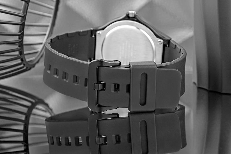 zegarek męski casio mw-240-1bvdf + box zdjęcie 7
