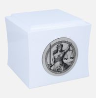 Tematyczna urna z motywem Temidy. Urna dla prawnika  Biały/Wzór1