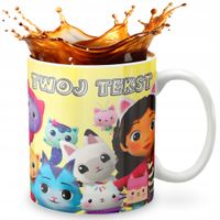 KUBEK 330ml GRAFIKA PREZENT ŚWIĘTA WZÓR - KOCI DOMEK GABI GABBY DOLL + IMIĘ