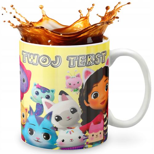 KUBEK 330ml GRAFIKA PREZENT ŚWIĘTA WZÓR - KOCI DOMEK GABI GABBY DOLL + IMIĘ na Arena.pl