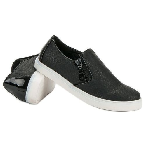 Czarne Trampki Slip On r.40 na Arena.pl