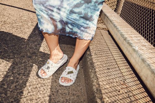 Męskie Buty Klapki Crocs Classic Geometric V2 209608 Slide 43-44 na Arena.pl