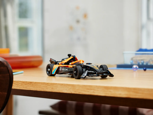 LEGO Technic NEOM McLaren Formula E Race Car 42169 | Bolid wyścigowy 9+ na Arena.pl