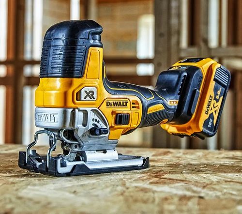 DEWALT WYRZYNARKA 18V 2x5,0Ah DCS335P2 na Arena.pl