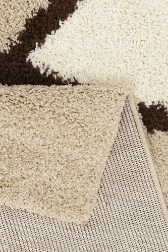 Gęsty, puszysty dywan ze wzorem na Arena.pl