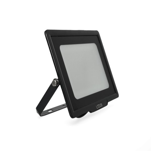 Praktyczny projektor oświetleniowy TOKIO 100W czarny barwa zimnobiała zdjęcie 4