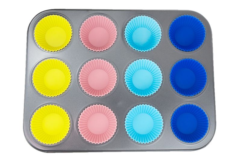 BLACHA MUFFINKI + 12 SILIKONOWYCH FOREMEK BABECZKI zdjęcie 6