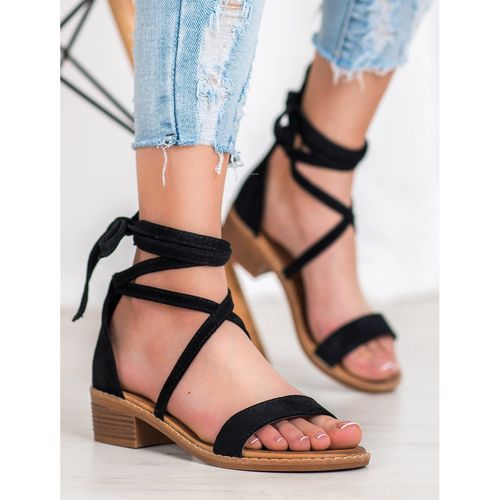 Wiązane Sandałki r.40 na Arena.pl