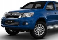 Toyota Hilux - Chromowane Listwy Grill Atrapy Zderzaka Tuning