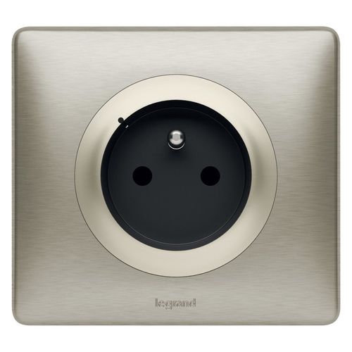 Celiane with NETATMO Gniazdo connected 16A TYTANOWE Legrand 067775 na Arena.pl