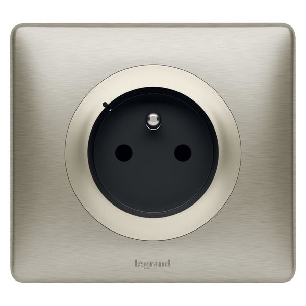 Celiane with NETATMO Gniazdo connected 16A TYTANOWE Legrand 067775 zdjęcie 1