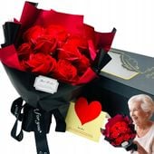 RÓŻE MYDLANE PREZENT NA DZIEŃ BABCI PŁATKI RÓŻ FLOWER BOX BUKIET KWIATÓW