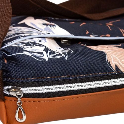 Torebka Na Ramię z Motywem Koni i Brązową Ekoskórą – Handmade na Arena.pl