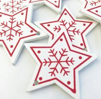 DREWNO ZAWIESZKI BOMBKI BIAŁE GWIAZDKI Z Czerwonym Płatkiem CHOINKĘ 5szt