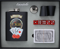 Piersiówka z Kieliszkami w Zestawie dla Fana Pokera