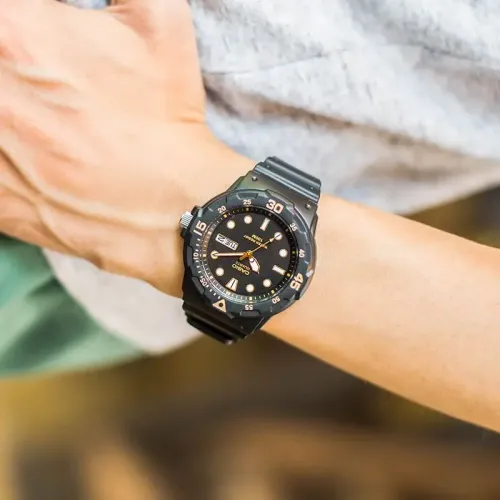 Zegarek Męski Casio Collection MRW-200H-1E + BOX na Arena.pl