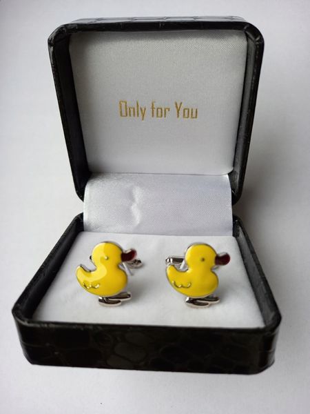 Ekskluzywne spinki do mankietów koszuli Audi zdjęcie 4