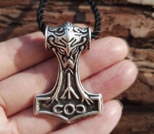 Naszyjnik Totem Amulet Mjolnir Thor Odyn Runy Młot na Arena.pl