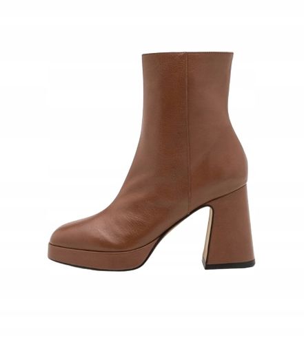 ÁNGEL ALARCÓN Botki na platformie R41 na Arena.pl