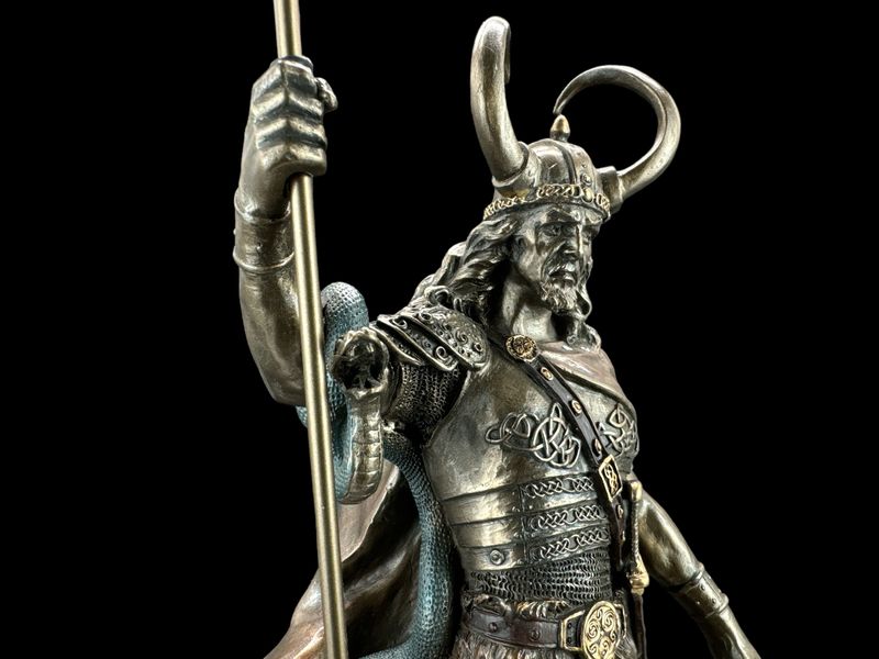 NORDYCKI BÓG – LOKI VERONESE (WU76766A4) zdjęcie 3