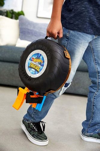 HOT WHEELS MONSTER TRUCK KASKADERSKA ARENA 2 autka na Arena.pl