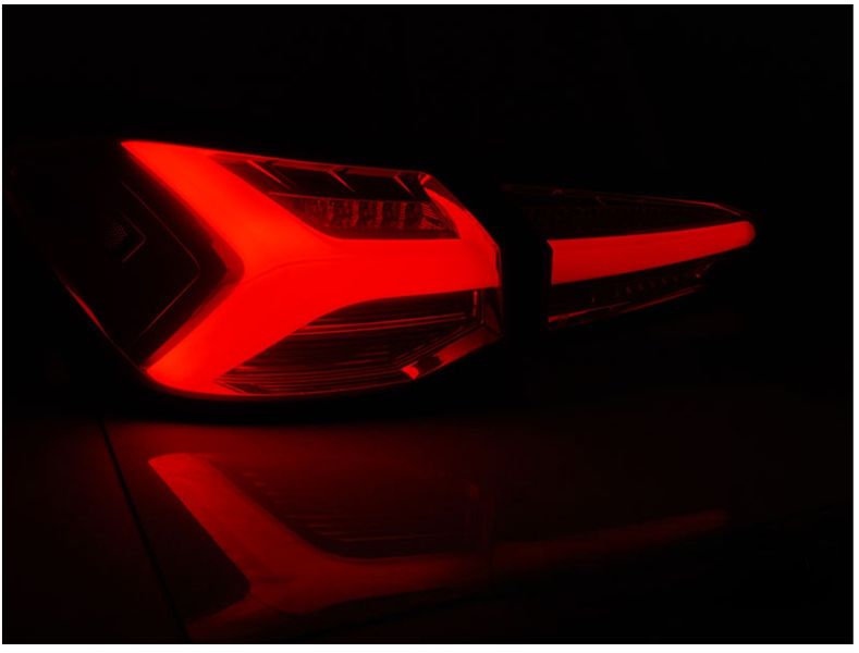 LAMPY DIODOWE RED SMOKE FORD FOCUS 4 2018-2021 DYNAMICZNE KIERUNKOWSKAZY zdjęcie 4