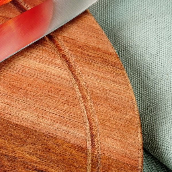 Deska Kuchenna do Krojenia Serwowania Drewniana Okrągła Akacja 30 cm zdjęcie 5