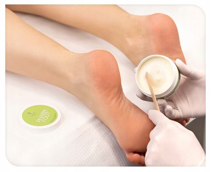 CRACKED HEEL PROTECTOR Pharm Foot maść ochronna do stóp 75 ml zdjęcie 7