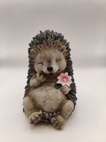 Jeż ogrodowy dekoracyjny 16 cm – figurka z żywicy