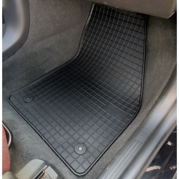 Dywaniki dedykowane do Volvo S40 II TUNEL zdjęcie 14