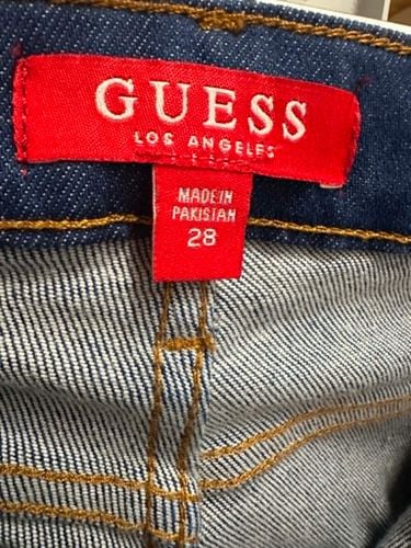 Jeansy Guess Slim Tapered roz.28 na Arena.pl