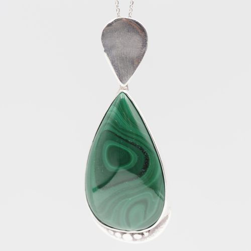 Srebrna zawieszka z naturalnym malachitem – łezka 18×13 mm na Arena.pl