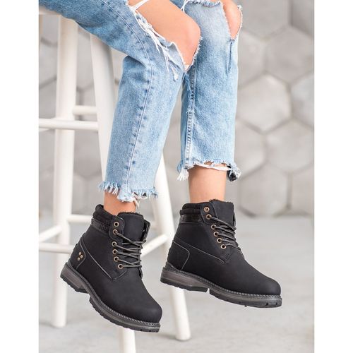 Czarne Traperki r.39 na Arena.pl