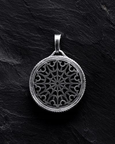 Wisiorek Znak zodiaku - SCORPIO. MEMENTO MORI (skorpion) na Arena.pl