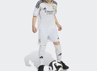 Komplet Real Madryt 25-26 dla dzieci  6-7 lat 128-136cm