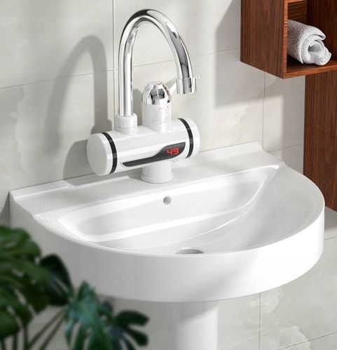 ELEKTRYCZNY PRZEPŁYWOWY PODGRZEWACZ WODY 3000 LCD GRZAŁK NADUMYWALKOWY KRAN na Arena.pl