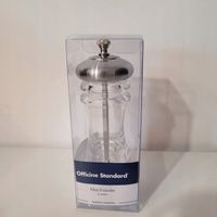 Młynek ręczny tworzywo sztuczne bezbarwny /srebrny 15 cm do soli